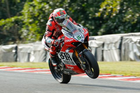 Oulton Park, round 9 , 2023,race1,sprint, Paul Bird, BSB, British Superbikes, Glenn Irwin